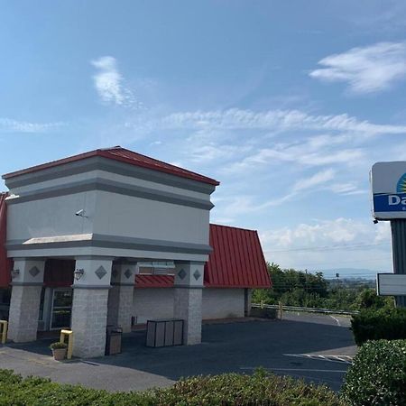 Days Inn By Wyndham Harrisonburg Exterior foto