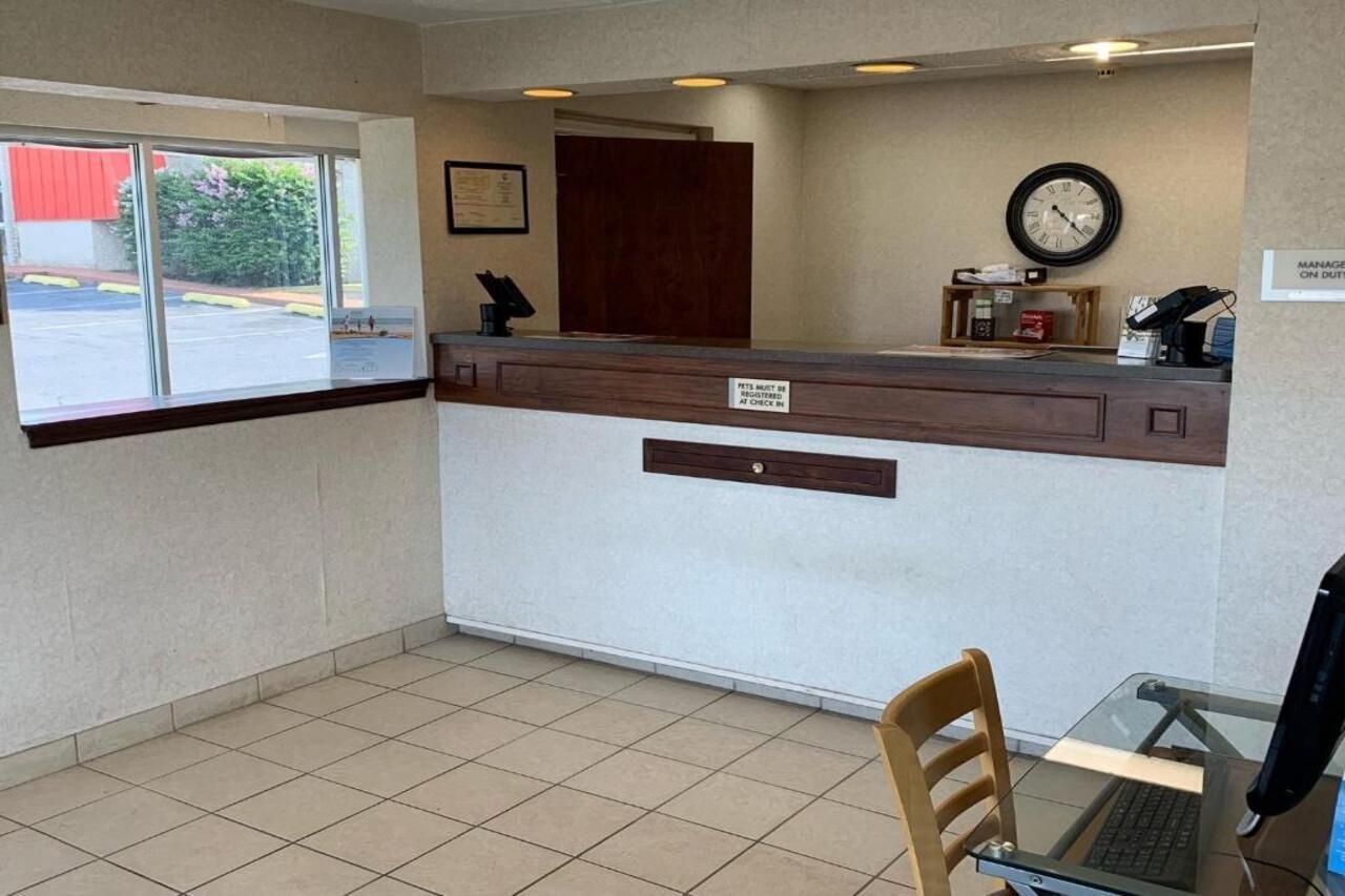 Days Inn By Wyndham Harrisonburg Exterior foto